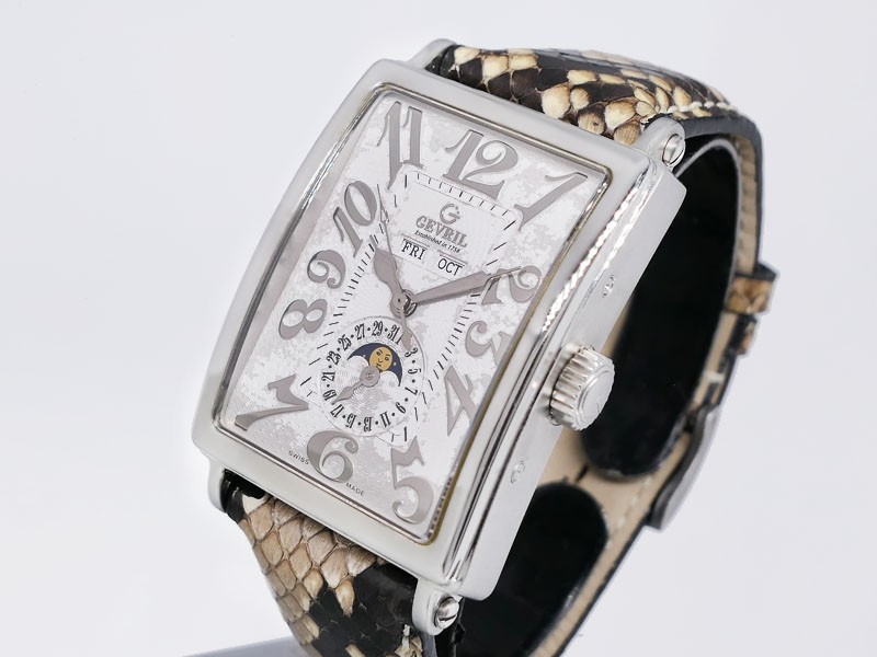 Gevril Avenue Of Americas Annual Calendar Moon Phase 5030 Stainless Steel Limited Edition Retail $6,995 NIB (NOS)