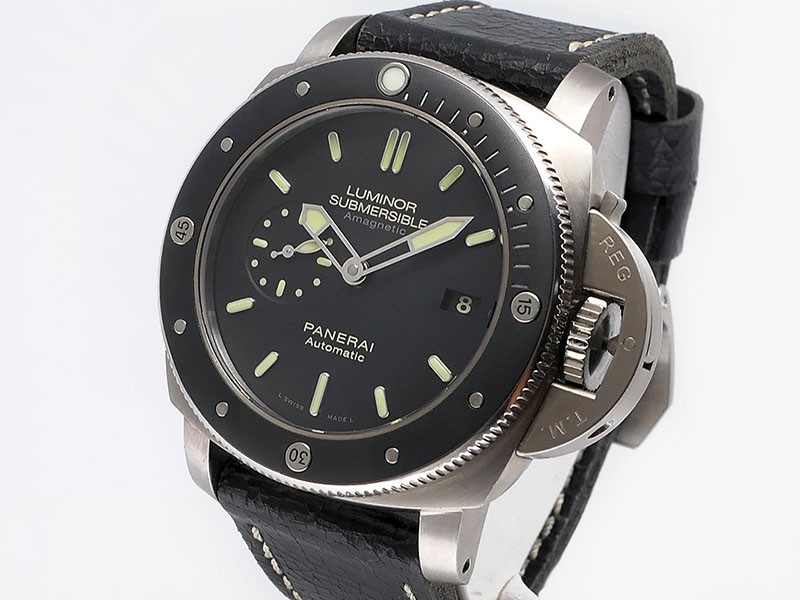 Panerai Luminor Submersible 1950 3Days PAM00389 Titanium/Ceramic 